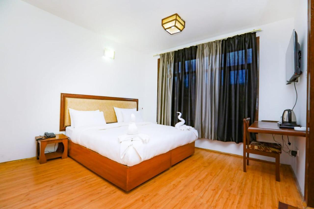 Hotel Sky Desert - Leh Ladakh Ut Экстерьер фото